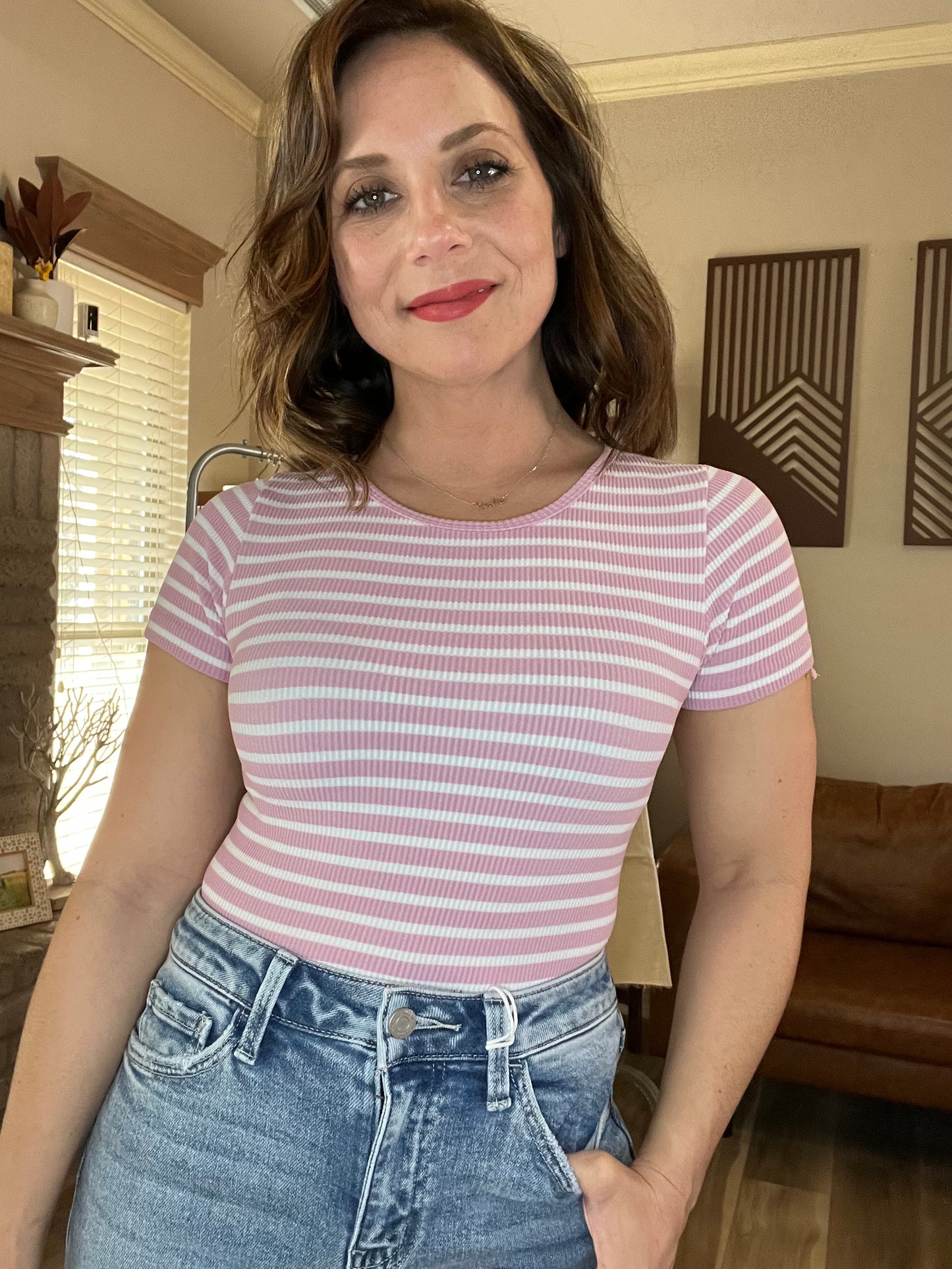 SHORT SLEEVE CREW NECK STRIPE SEAMLESS RIB TOP