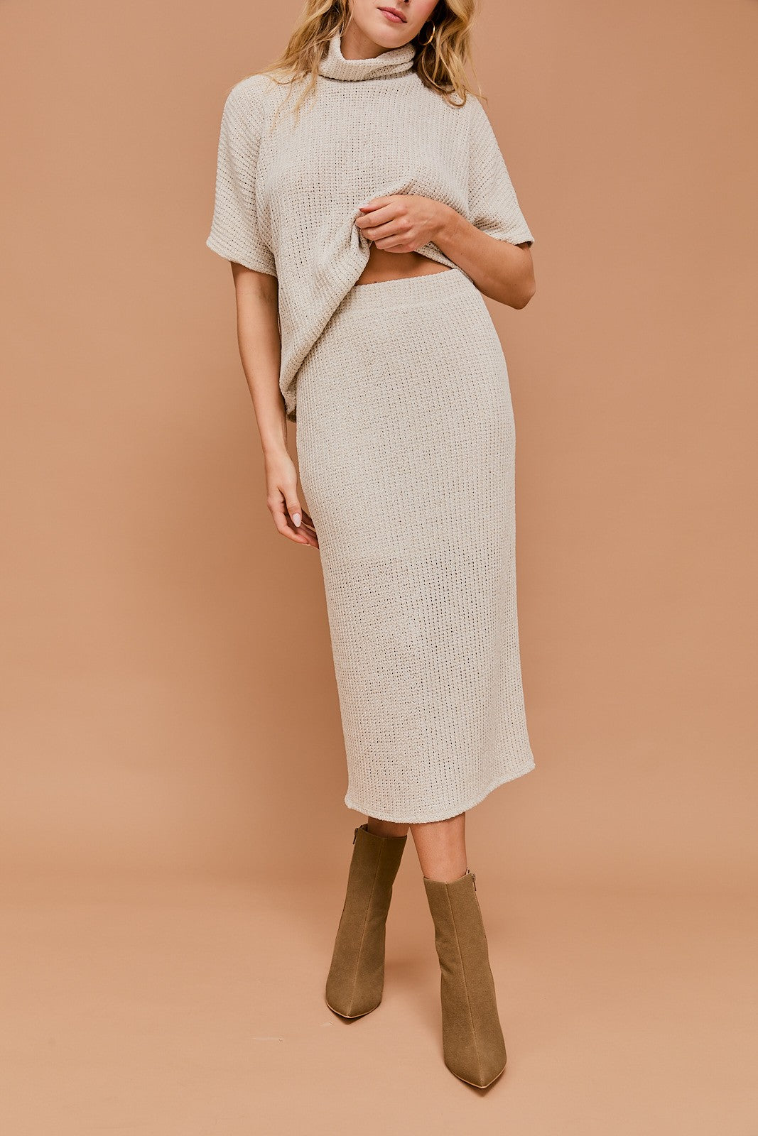 Cream Midi Skirt w/Top