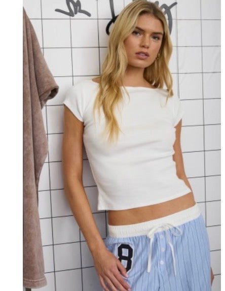 Short sleeve ribbed knit top