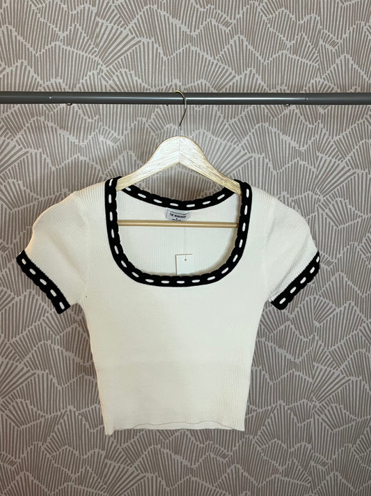 CONTRAST TRIM SHORT SLEEVE SWEATER KNIT CROP TOP