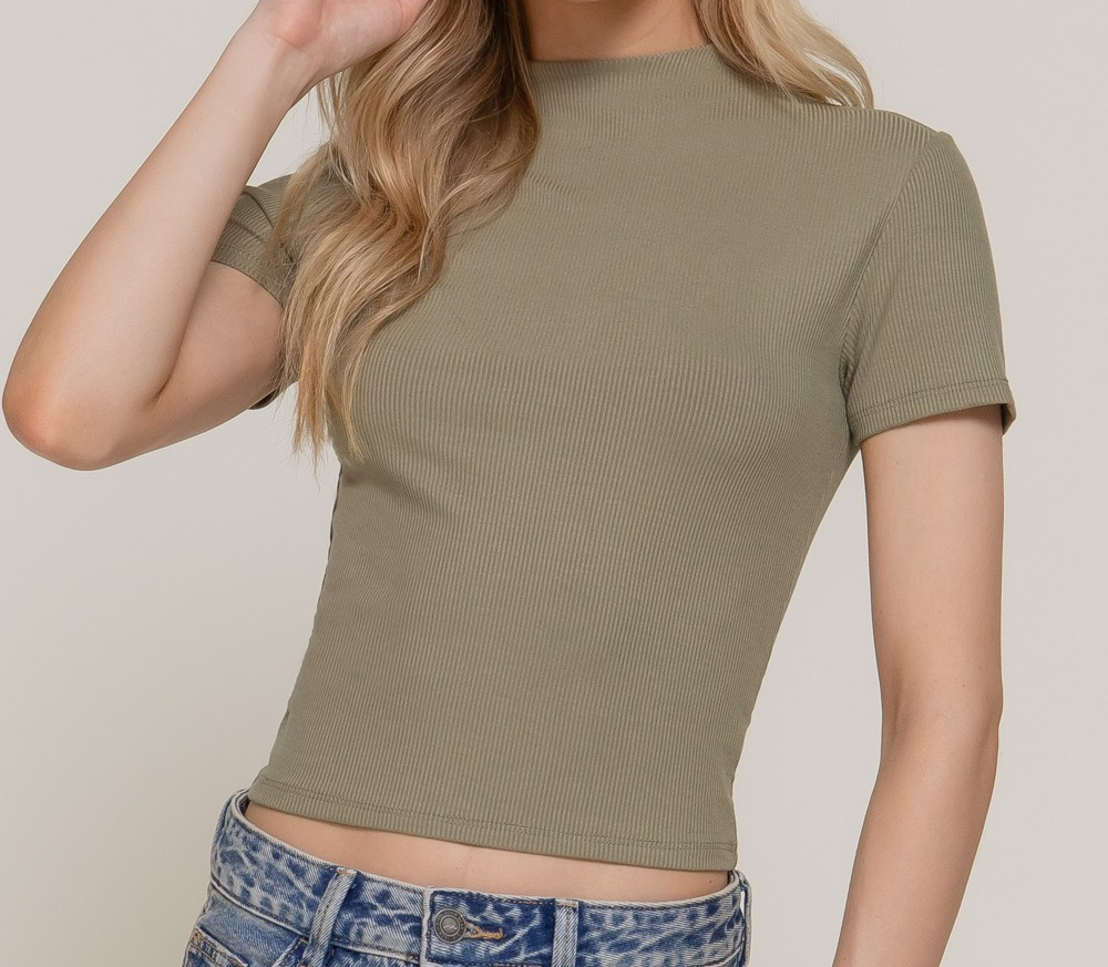 Short sleeve top