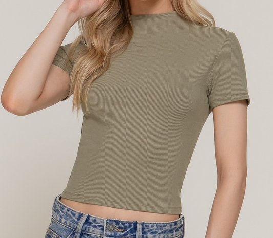 Short sleeve top